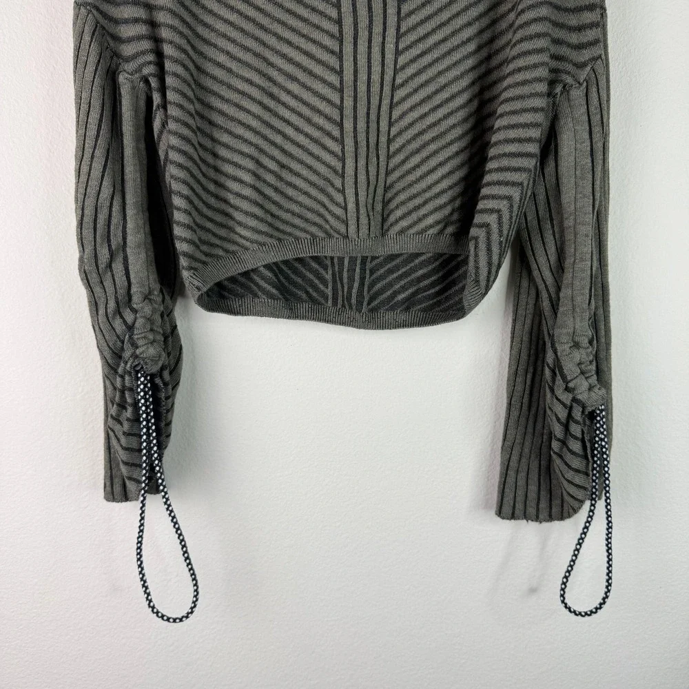 Noisy May Sweater Women S NMDAISY Boatneck Knit Olive Green Striped Bungee Crop